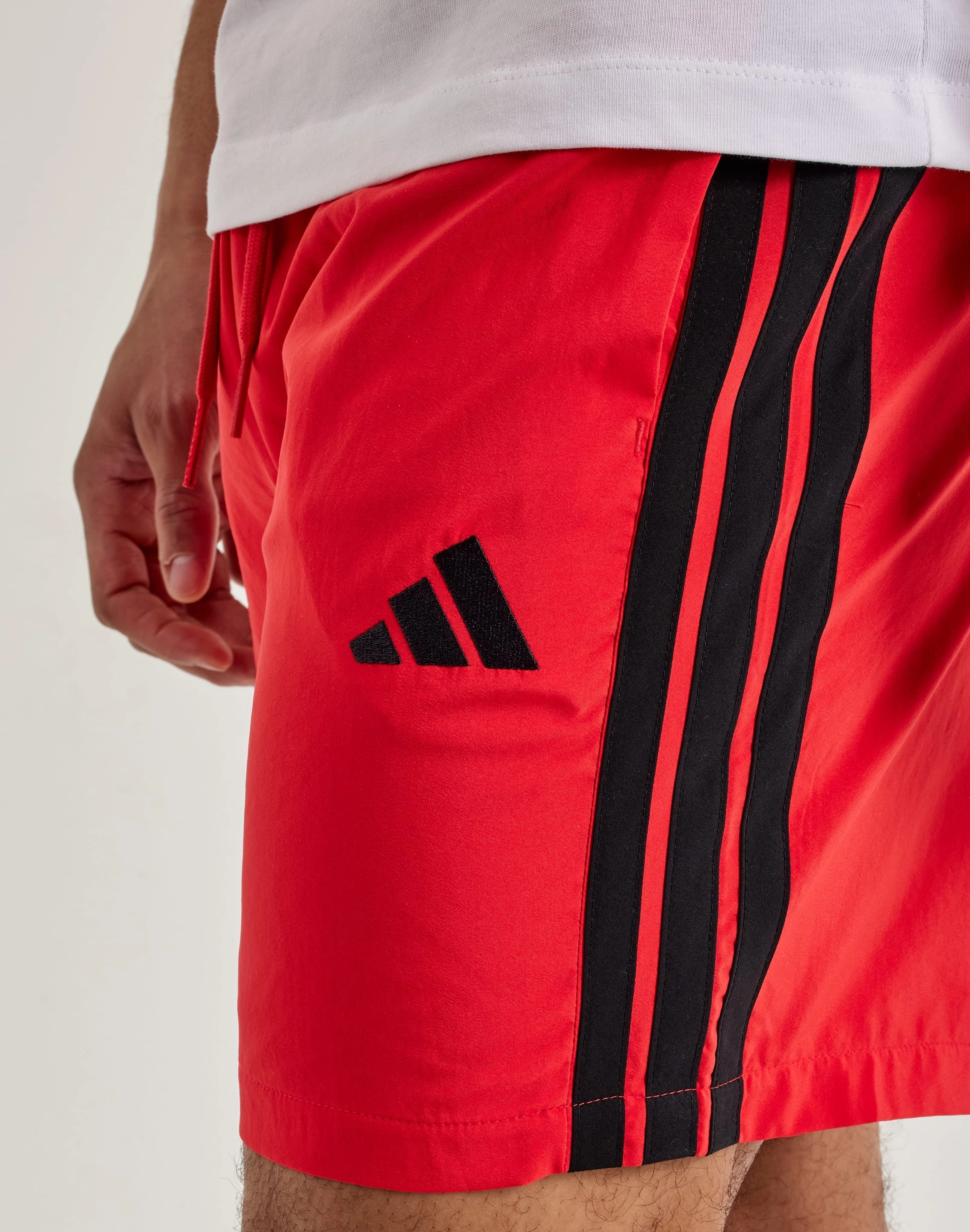 Adidas Essential 3-Stripes Chelsea Shorts