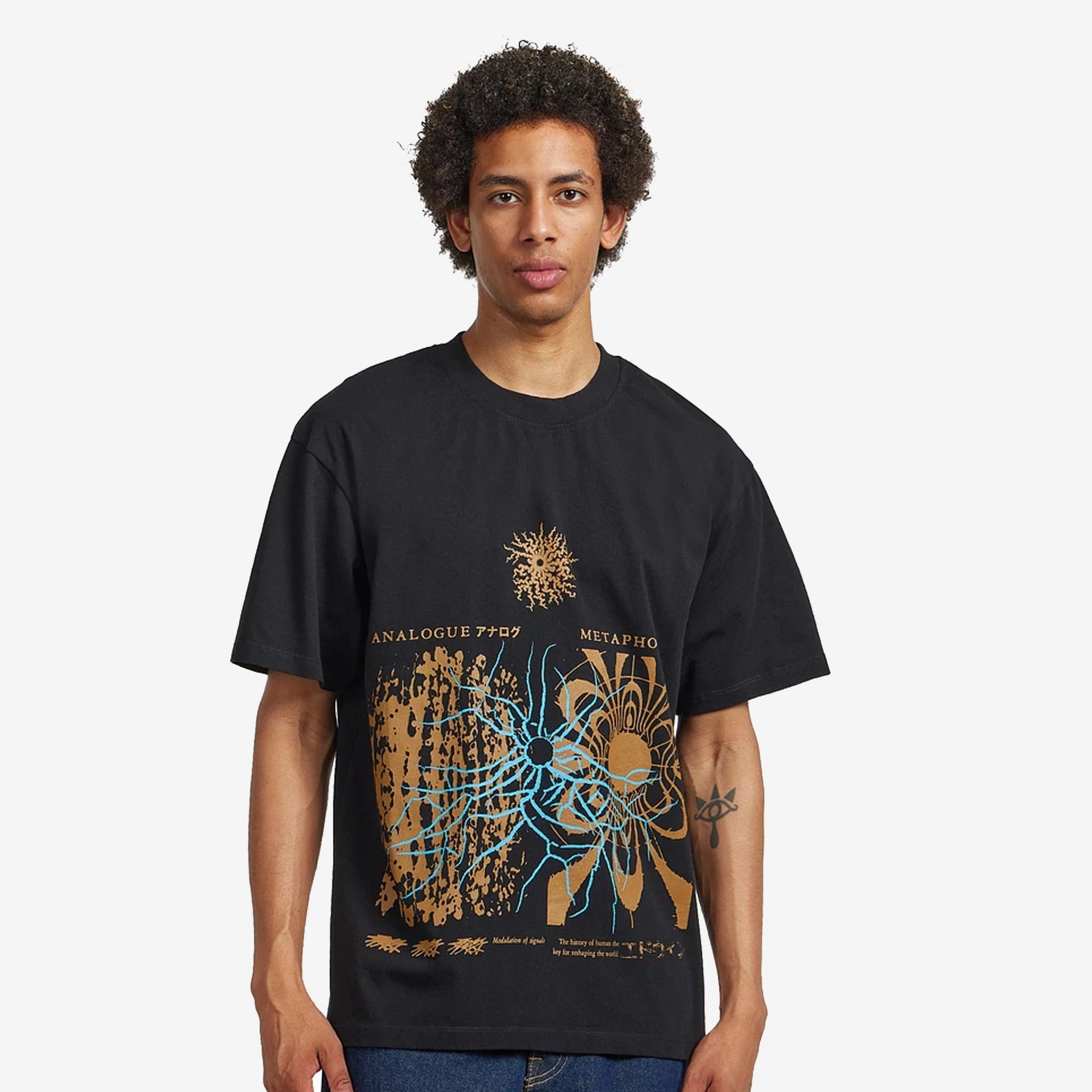 EDWIN | ANALOGUE METAPHOR T-SHIRT { BLACK