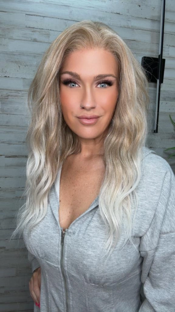 IMstyle Karissa 13*4 free part low density big volum glueless pre pluck dark blonde to white blonde 22 inches natural curls lace front wigs
