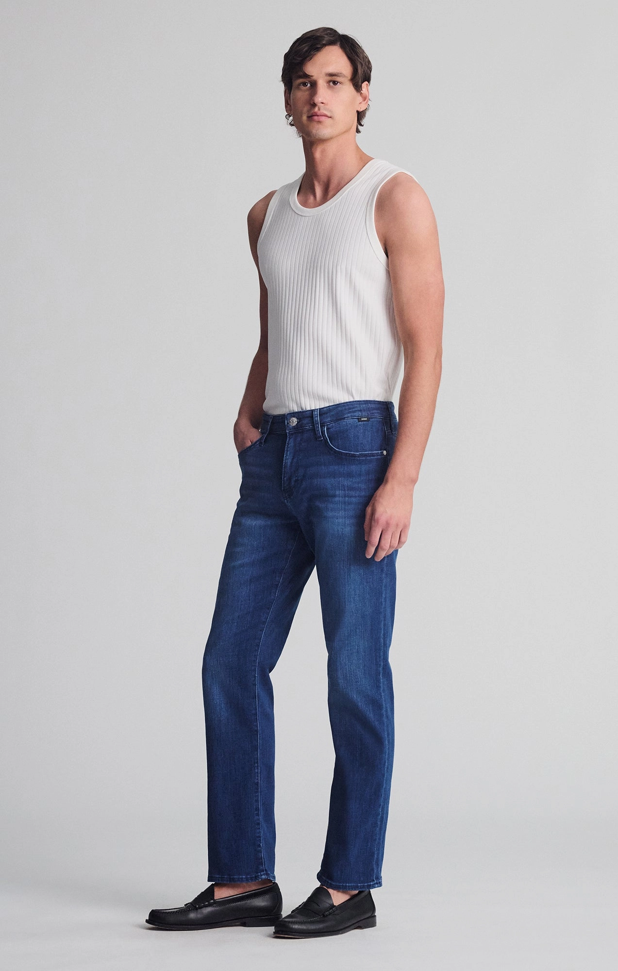 MATT RELAXED STRAIGHT LEG IN DEEP BRUSHED FEATHER BLUE