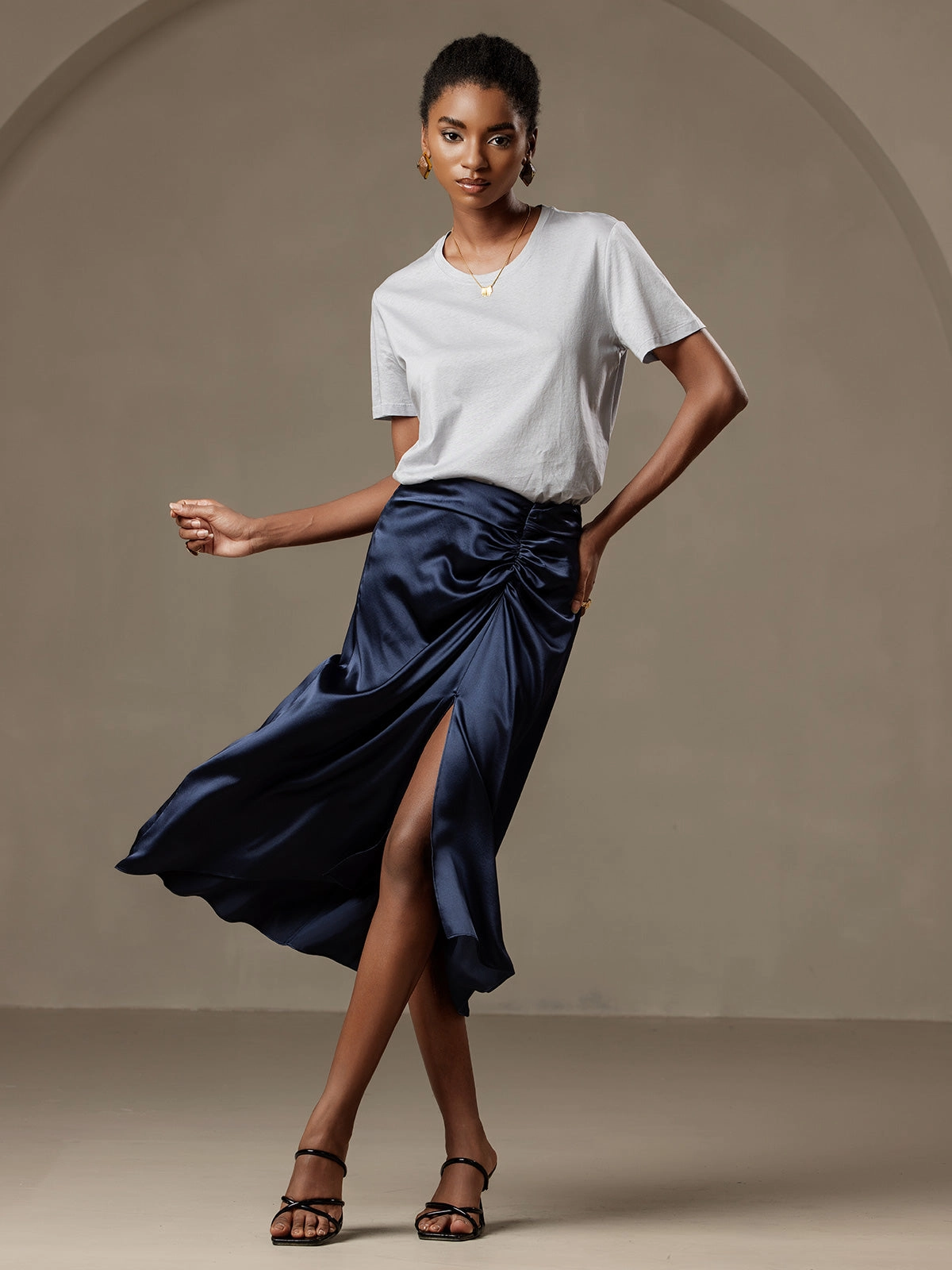 Silk Knitted Basic Round Neck T-Shirt