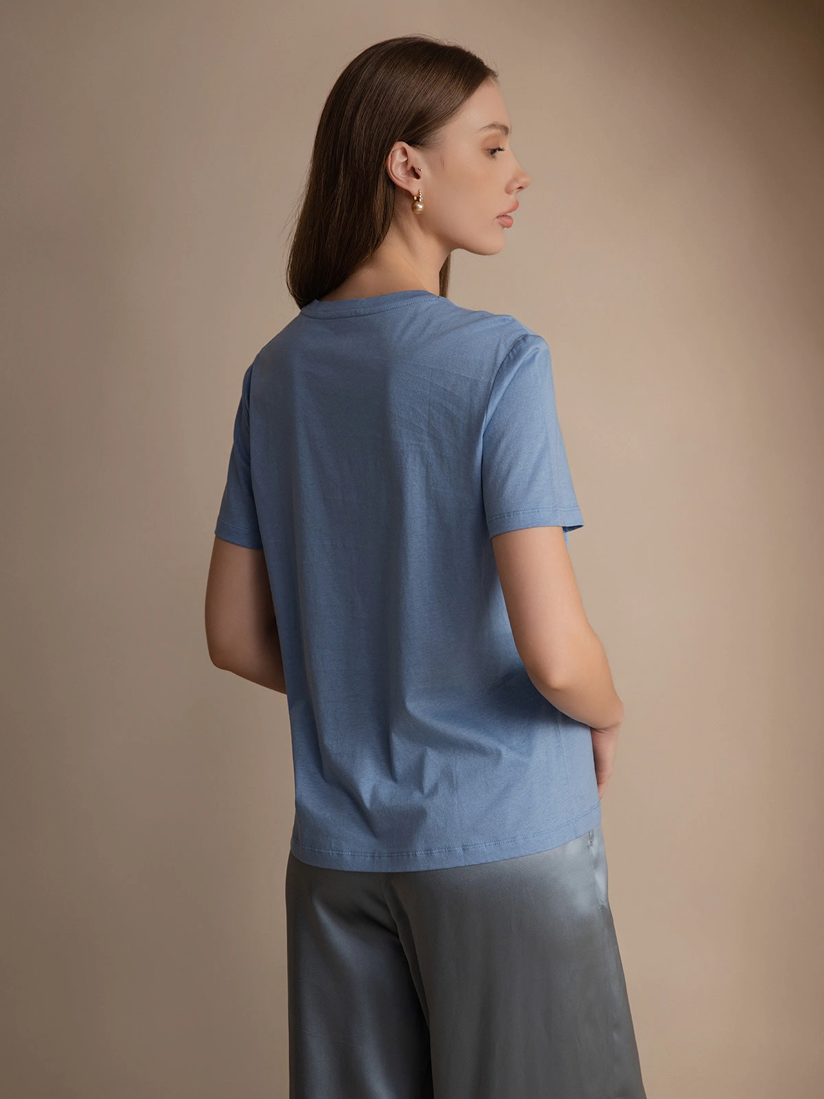 Silk Knitted Basic Round Neck T-Shirt