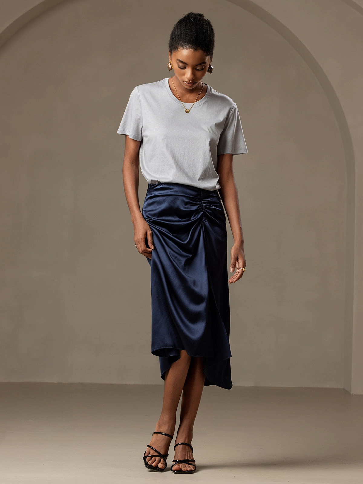 Silk Knitted Basic Round Neck T-Shirt