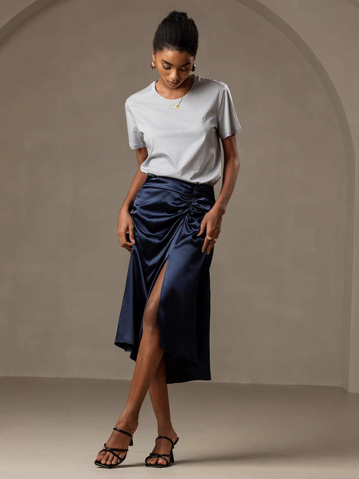 Silk Knitted Basic Round Neck T-Shirt